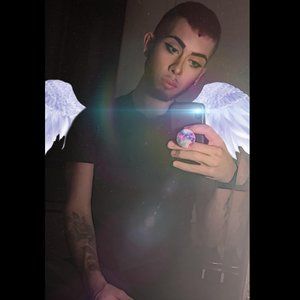 Meet your Posher, Wesley